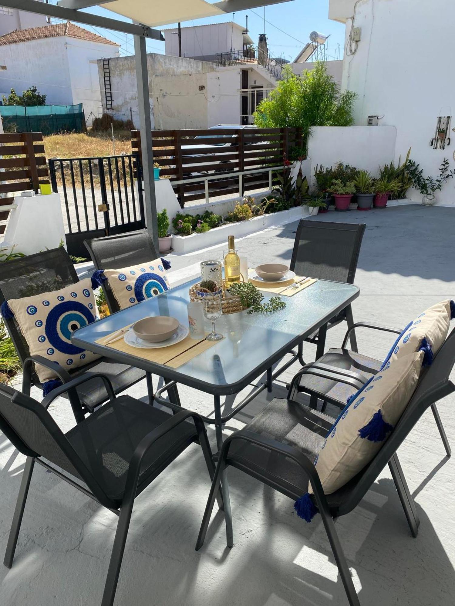 Sweet Home Kremasti Ngoại thất bức ảnh